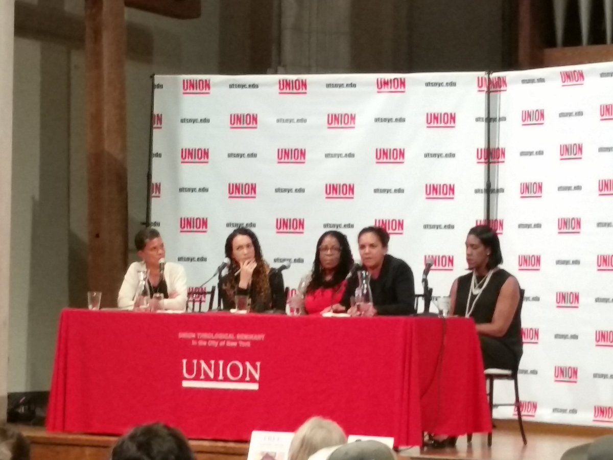 EbonyUceo's tweet photo. Lifting the voices of Women + Girls to #EndMassIncarceration  #MichelleAlexander #AndreaJames #GinaClayton #SusanBurton https://t.co/gkH9sM3VpV