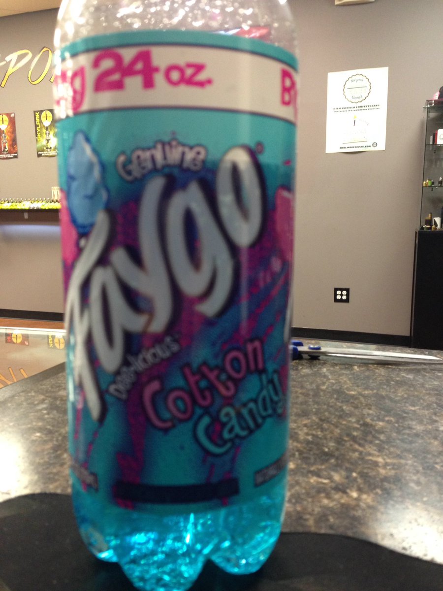 benjamindorkass's tweet photo. Second bottle of Faygo in a week. I'm a juggalo now. https://t.co/wqUJNmIdcD