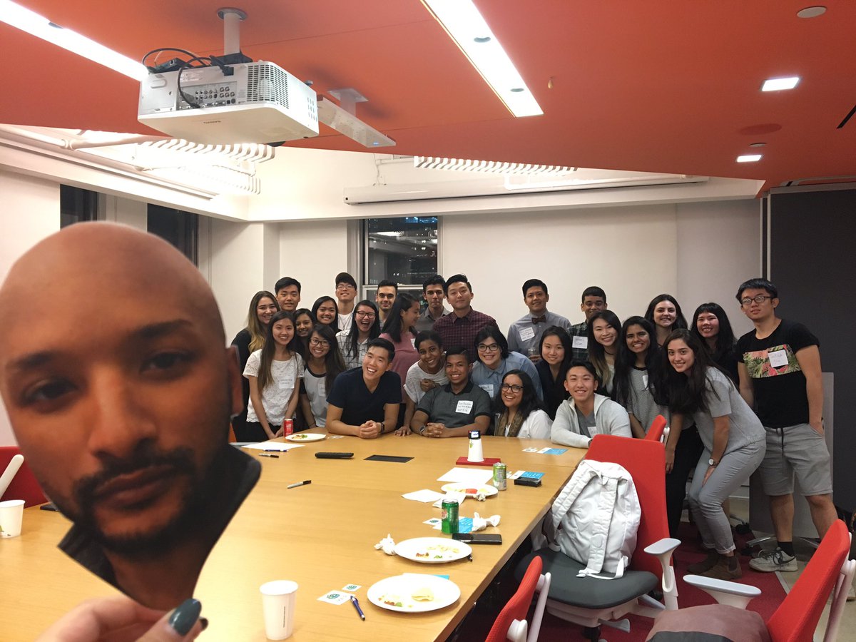 MAIP's tweet photo. @MOBaruch came by the 4A's office to chat with #MAIPalum and see our terrace. Thanks for the tour #flatCarl #spreadtheMAIP https://t.co/7WiSxBRwNg