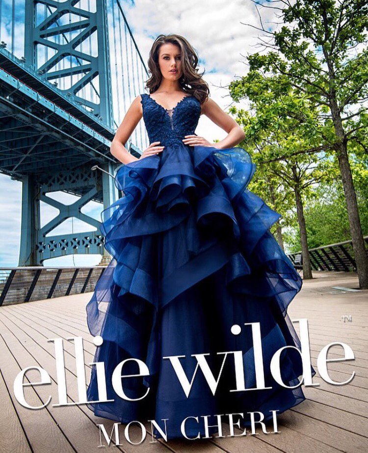 MuseBridal's tweet photo. THE Dress of 2017? This could be it 😍 #MuseBridal #MuseGrad #Grad2017 https://t.co/9HBLXXcdOg
