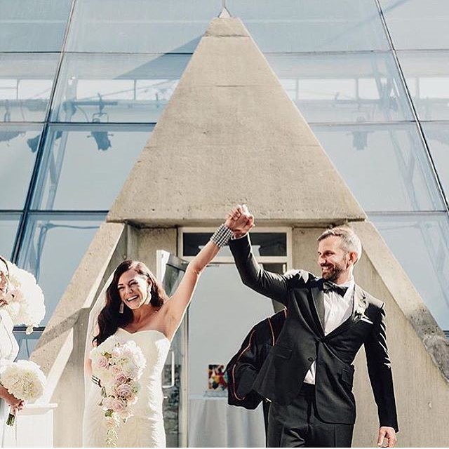 Great shot by @taylorroadesweddings of V&amp;I celebrating on their big day. #bdewedding #best… ift.tt/2efPD99