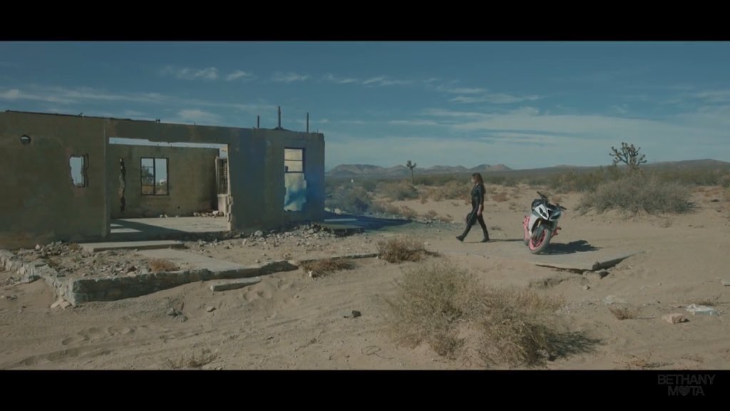 bethforeverss's tweet photo. Did anyone else just like cried a little while watching the intro? https://t.co/UUBcUGmcGo