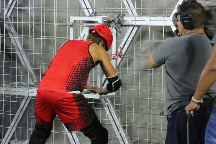 Calle7TCS's tweet photo. ¡Ambos equipos dan el todo por el todo en #LaColmena! https://t.co/rIgxBkfvRy