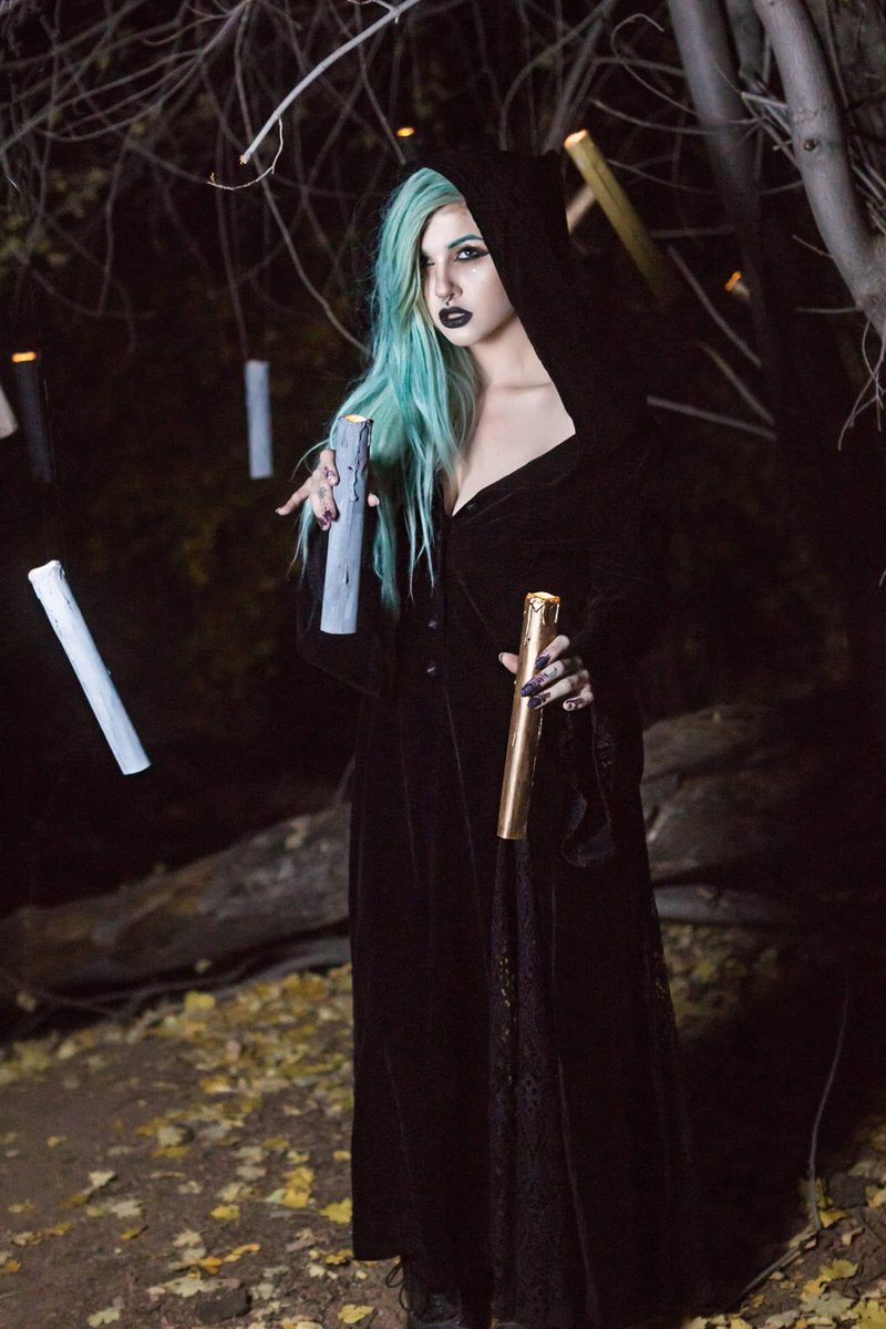 devilnight_uk's tweet photo. Model: Bria Bueno
Photographer: Vinnie W. Photography
Dress: Devilnight
Dress Link:https://t.co/hiMlATm8cg https://t.co/upCP1sXTcR