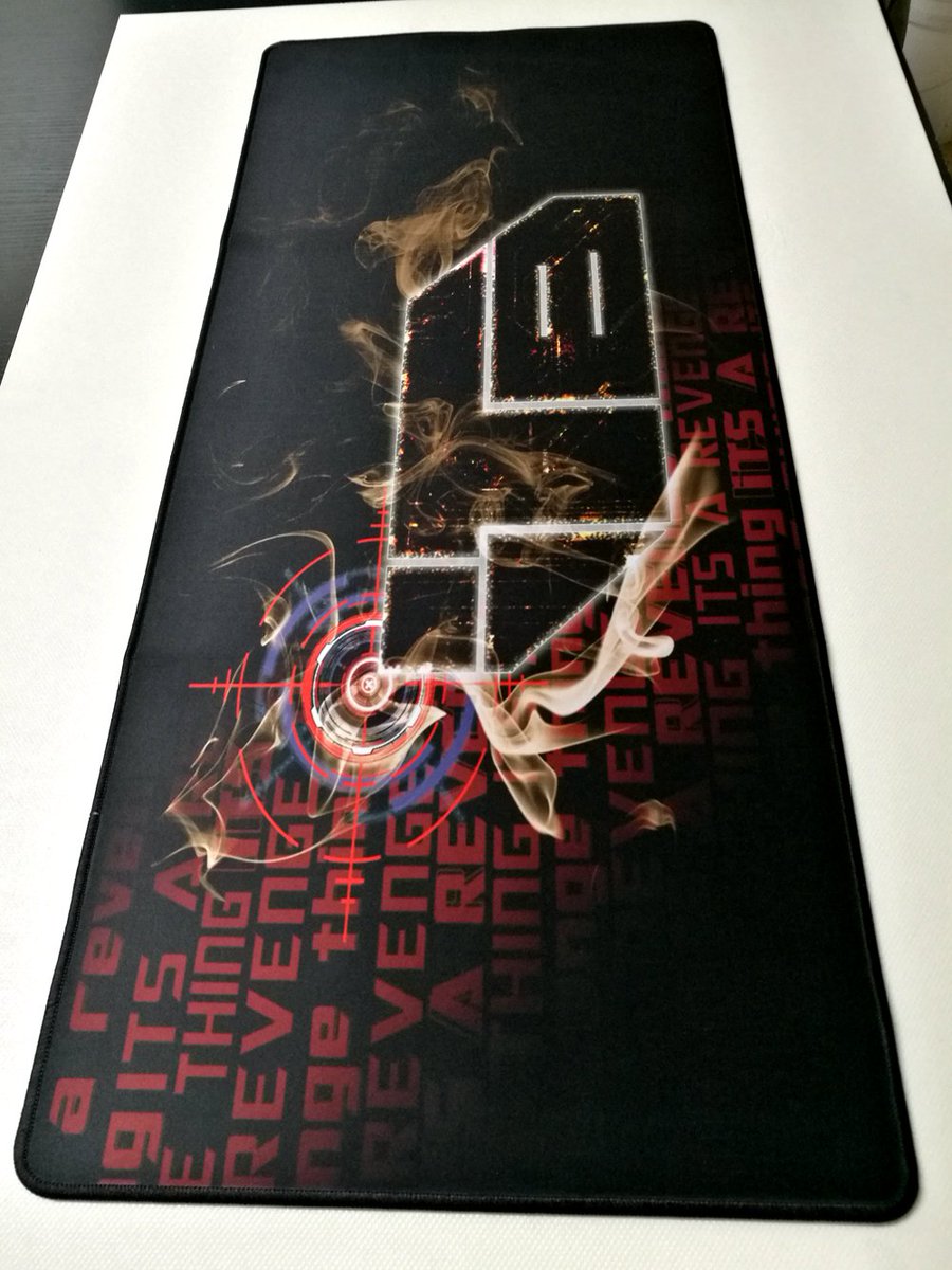 XraypadOfficial's tweet photo. hi @Ozveta , this is your mouse pad picture,very nice, the shipping tracking have send to you by email.same size  https://t.co/46OgcCi4K5 https://t.co/pTWbP72dnx