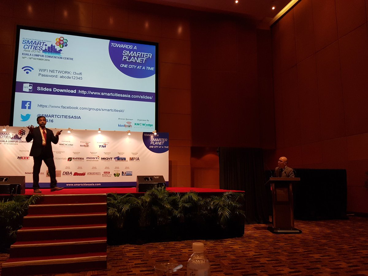 mazlan_abbas's tweet photo. Question & Answer session during #SCA16 @SmartCitiesAsia https://t.co/Vnh4vGXXpU