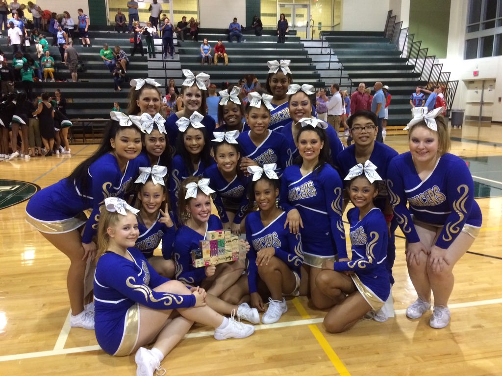 Lancer_Cheer's tweet photo. LVC IS GOING TO REGIONALS!!!!! WE'RE OUT HERE MAKING LEE HS HISTORY! 💙💛🎀 this is for all the people who said we couldn't https://t.co/hxCQl22pRj
