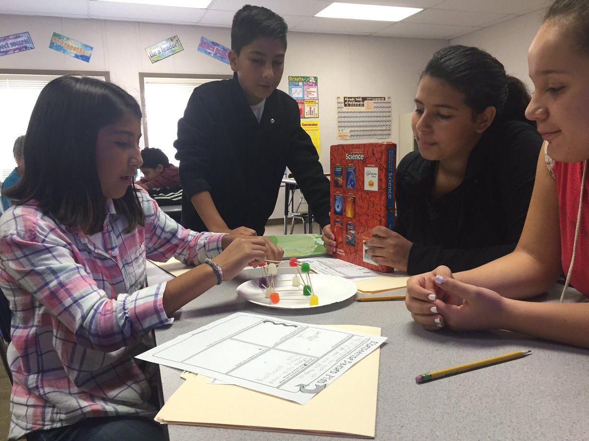 JPeterson116's tweet photo. My 6th graders hard at work. #RLMSpride https://t.co/l8C5wHOVn9