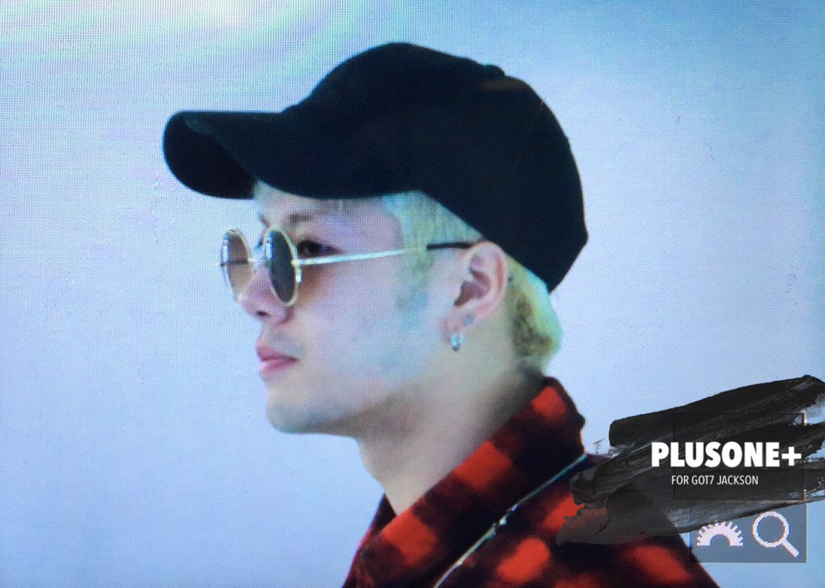 PlusOne_0328's tweet photo. [PRE]161019 SHA 좋은아침✋🏻✋🏻✋🏻 #잭슨 #갓세븐 #Jackson #GOT7 #王嘉爾 #TURBULENCE #하드캐리 https://t.co/sxV4IyQtcQ