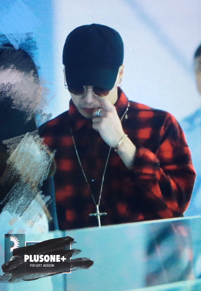 PlusOne_0328's tweet photo. [PRE]161019 SHA 좋은아침✋🏻✋🏻✋🏻 #잭슨 #갓세븐 #Jackson #GOT7 #王嘉爾 #TURBULENCE #하드캐리 https://t.co/sxV4IyQtcQ