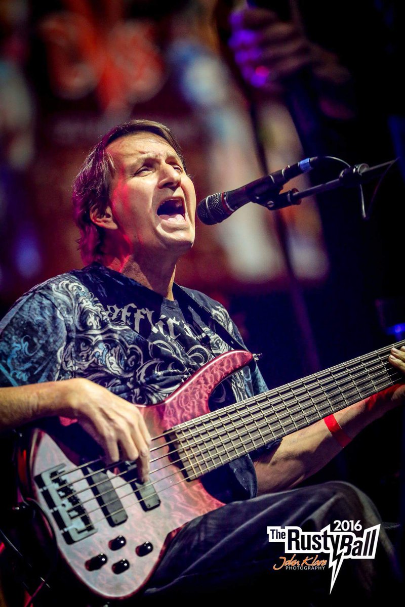 TheRustyBall's tweet image. #playon #teamchuck what an inspiration. We ❤ya Chuck #DV8