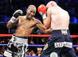 BoxingOTD's tweet image. #OnThisDay 2008: Atlantic City
Bernard (The Executioner) Hopkins defeated Kelly Pavlik
Non-title fight. 
Referee: Benji Esteves Jr
#Boxing