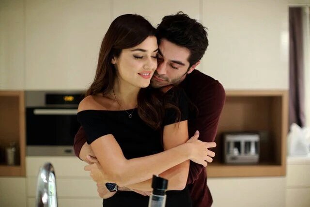 rekha366's tweet photo. OMG they looking so hot together😍😍#Hayath #Murath https://t.co/bhRhlXFUaP