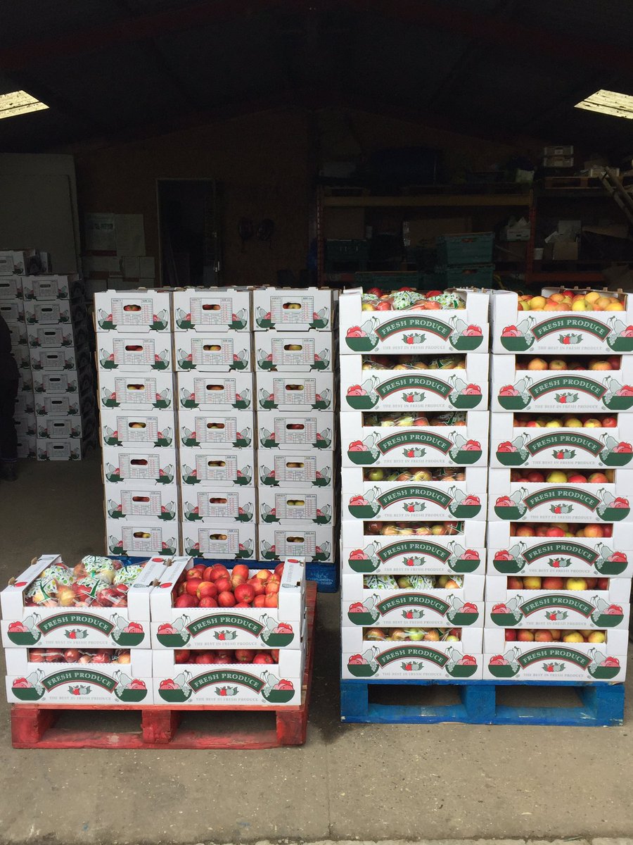 THB1938's tweet photo. @THB1938 championing Kent apples #kent #kentfarms #firstclassproduce https://t.co/2XY2rwQVWX