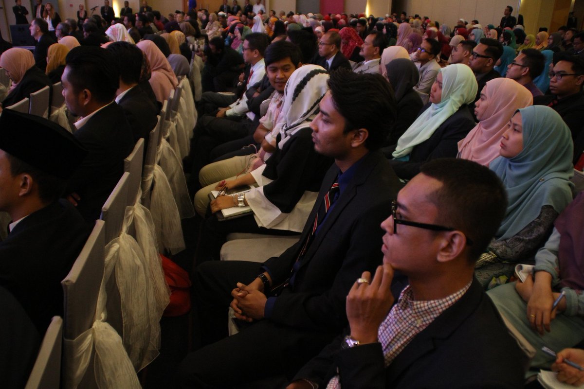 BroJinggo's tweet photo. YB @Khairykj Q & A session - World Conference on Islamic Thought & Civilization #WCIT2016 https://t.co/Qoi0IZ5a6v