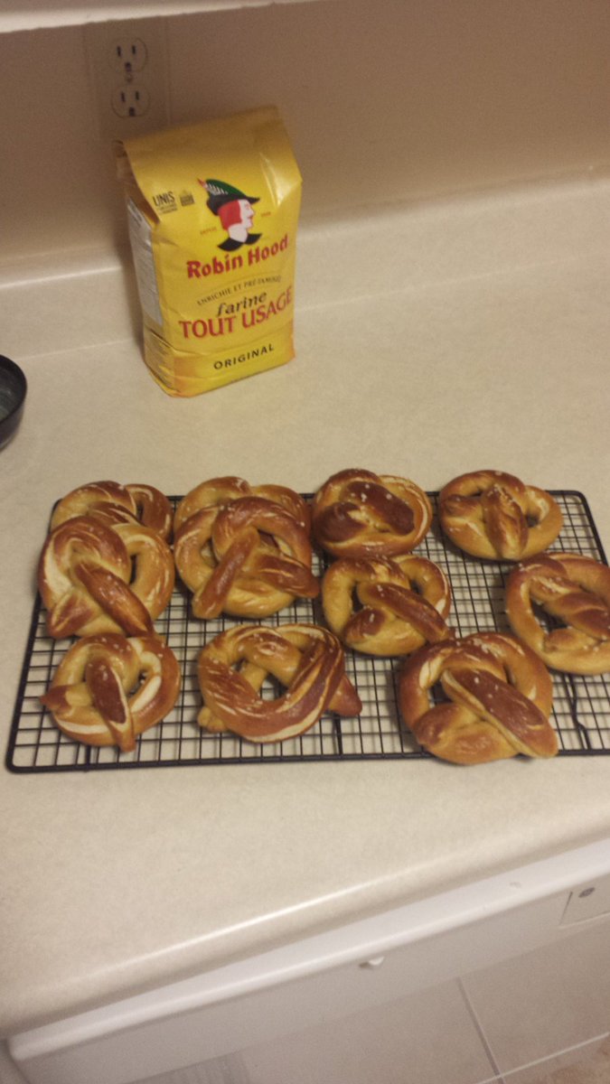 probablyAmyZell's tweet photo. Sign me up @TLC 
Amy Zell: Pretzel Boss https://t.co/5CT91IsxNi