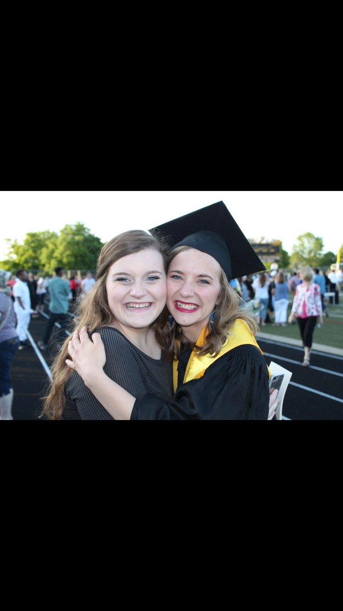 natalie_grace99's tweet photo. Happy bday Sydney!!! Love you and miss you ❤️❤️❤️ @SydneyBotz https://t.co/ncVT3MBl38