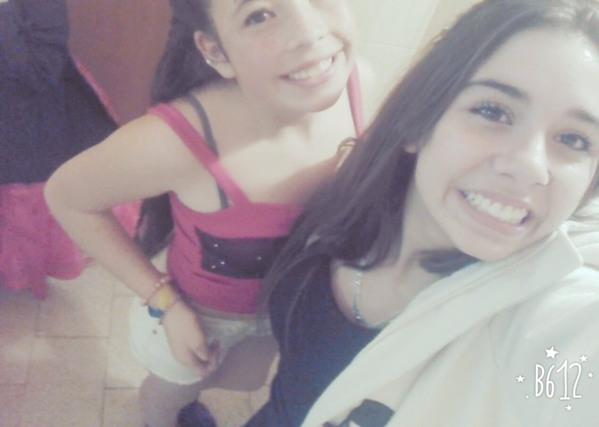 AndreeMorresii's tweet photo. Celeee 😍
Te Extrañoo Putiita Miia Sj 💕 https://t.co/n8bgCj9XBh