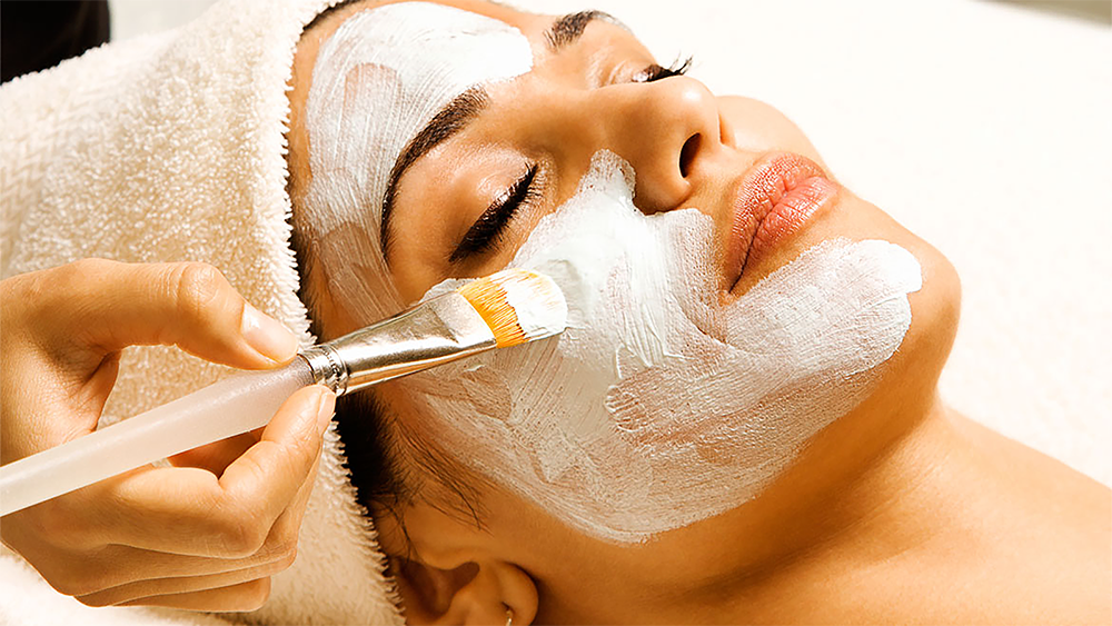 lakeview_spa's tweet photo. Our range of anti-ageing facials is a must for dehydrated or neglected skin. Take a look - https://t.co/sPHy6no5iu https://t.co/uFWyTDqZYF