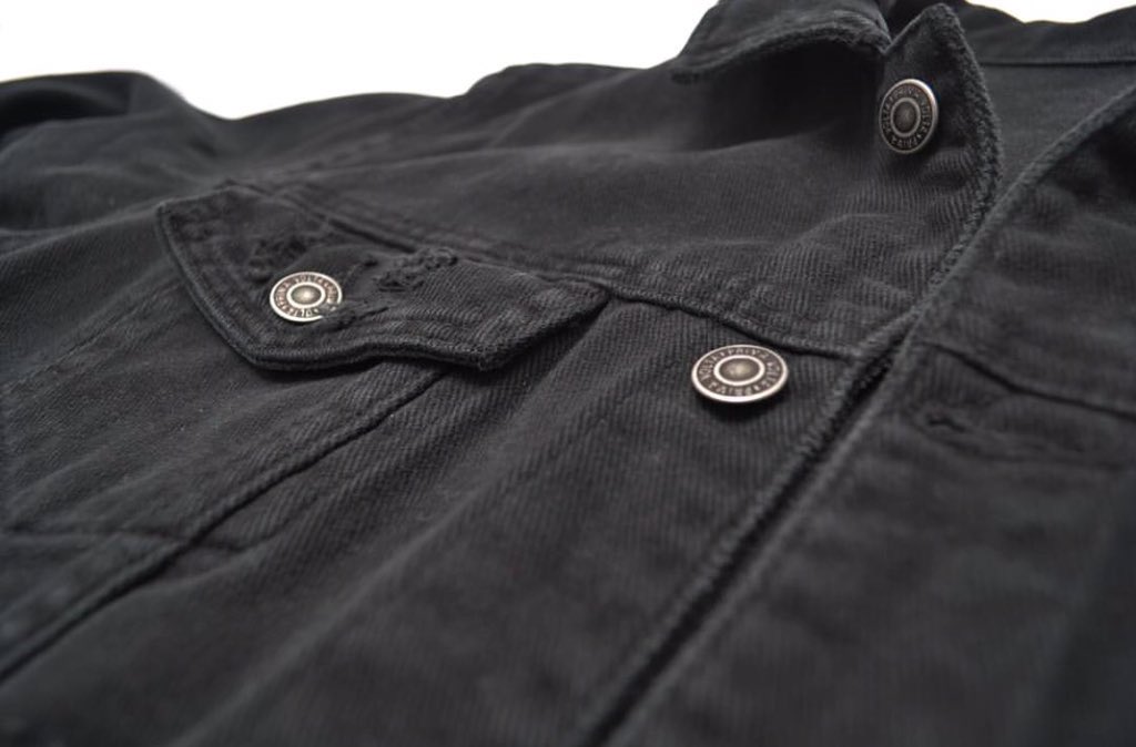 PrimaVoltaMx's tweet photo. DETAILS BLACK 
HANDMADE DEMOLITION 
DENIM JACKET https://t.co/FpbHoX3unR