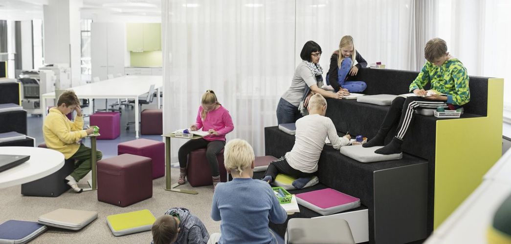 MattiRantaniemi's tweet photo. Flexible learning environment supports the new way of learning. #newschool #TGIM #school2016 https://t.co/CWdxnYWGS3 https://t.co/mURvMczF5I