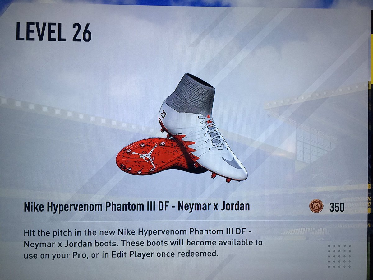 BoyGeniusLA's tweet photo. Oh snap. The new #FIFA16 @EASPORTSFIFA update has the new @Jumpman23 x Neymar 🔥🔥 #newbootsalert @bumpypitch https://t.co/jfXMk5Vs6y