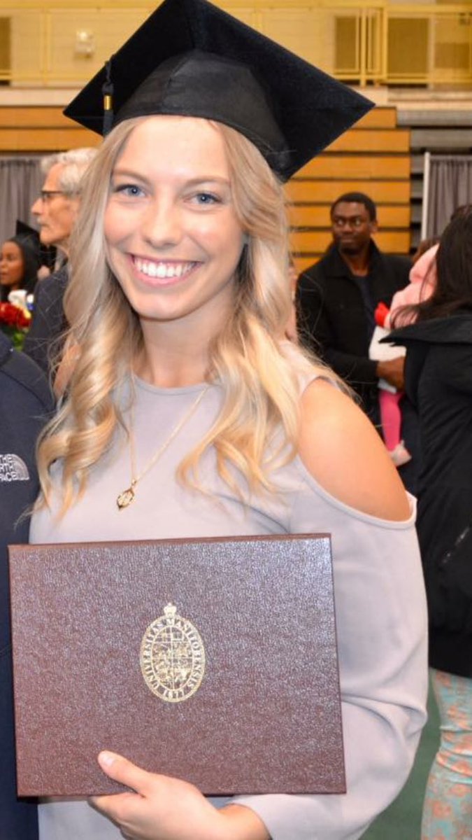 TeamCathyO's tweet photo. Congratulations Kat @katdoerksen16 #proudteammates #universityofmanitoba https://t.co/5jrYuxb9YS