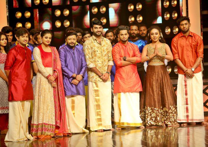 PriyaManiWeb's tweet photo. Pics// #EasternD3
@priyamani6 @praseesujit @Adil_Ibrahim @Pearle_Maaney @99Neerav https://t.co/7THFEA5sWS