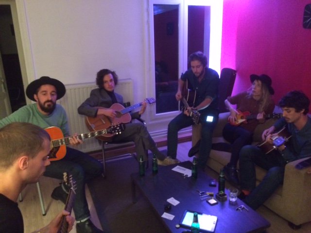 .#EpiphoneGuitarPull Paris <a href="/french_tobacco/">French Tobacco</a> <a href="/LikesBerry/">LikesBerry</a> #Gussstave #NelsonMartins #MartinBunel #MatthieuValluet