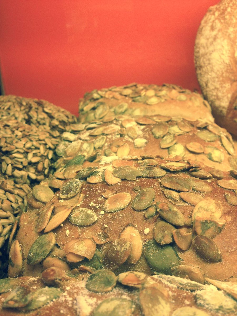 Jungs_Bakery's tweet photo. Our #pumpkin seed #bread, #wheatfree and low in gluten but more importantly, it's delicious!! #autumn #jungs https://t.co/Ie8yF5irzJ