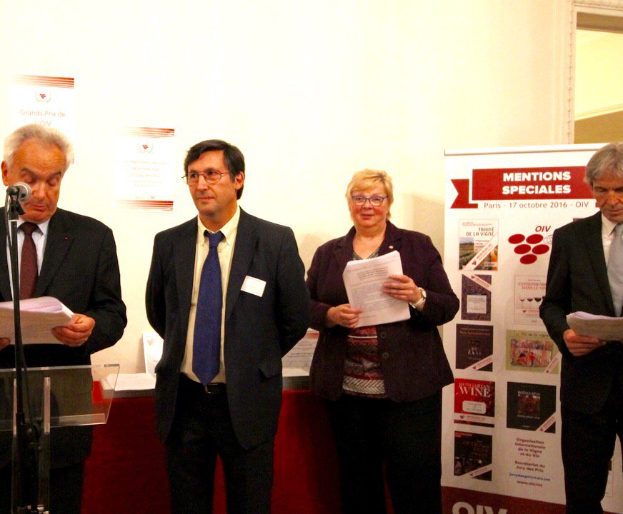 blueguides's tweet image. Our wine book at the OIV award ceremony on Monday: Hungarian Wine by Rob Smyth goo.gl/MgULQQ