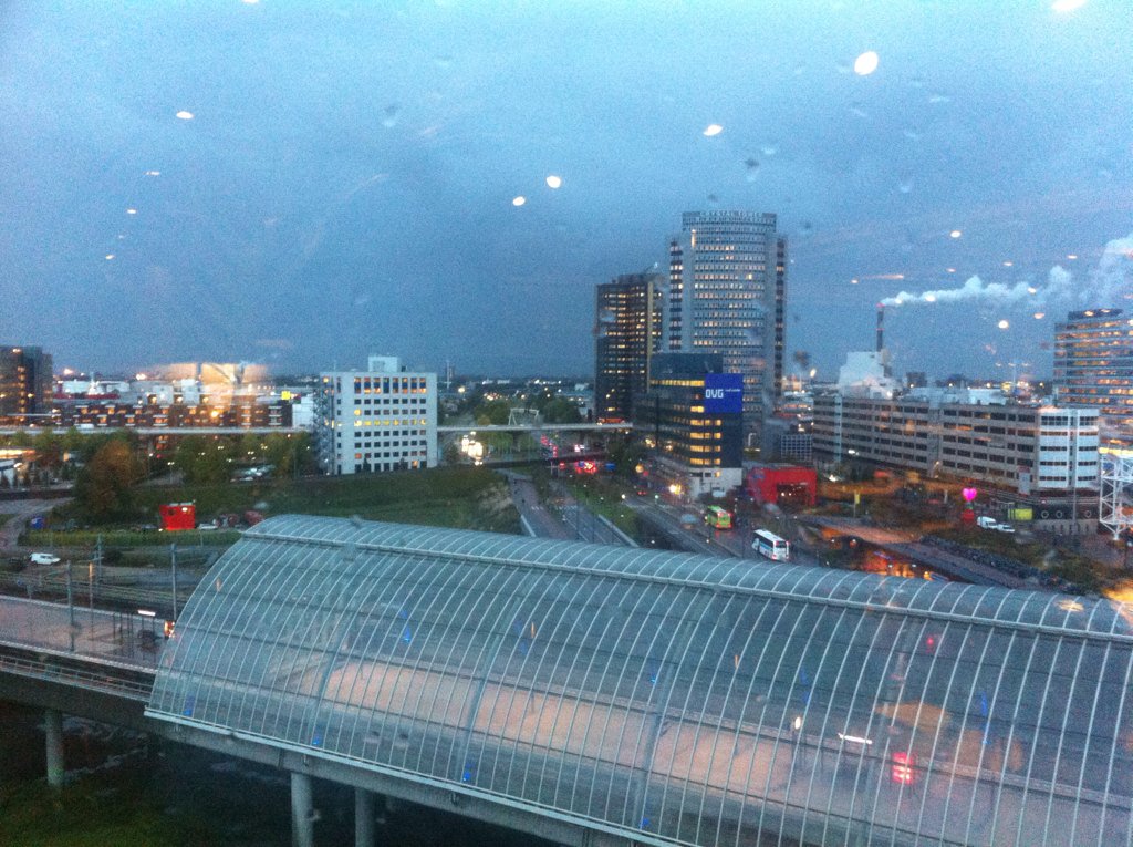 2do día en @Cinekid y primera reflexión: dónde dejamos el paraguas?!?!?! <a href="/diegoyaker/">diego yaker</a>