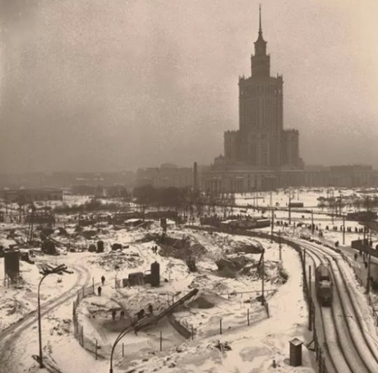 KiedysTakBylo's tweet photo. Warszawa w 1959 roku
#KiedyśTakByło https://t.co/xXcuMLcWNu