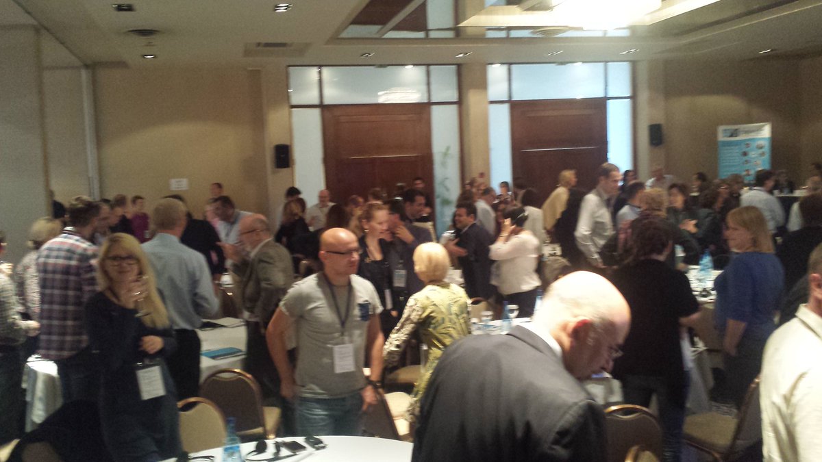 Sabine_FARNET's tweet image. Getting ready for a fruitful day # icebreaker  #FishBiz Boosting business @EU_FARNET