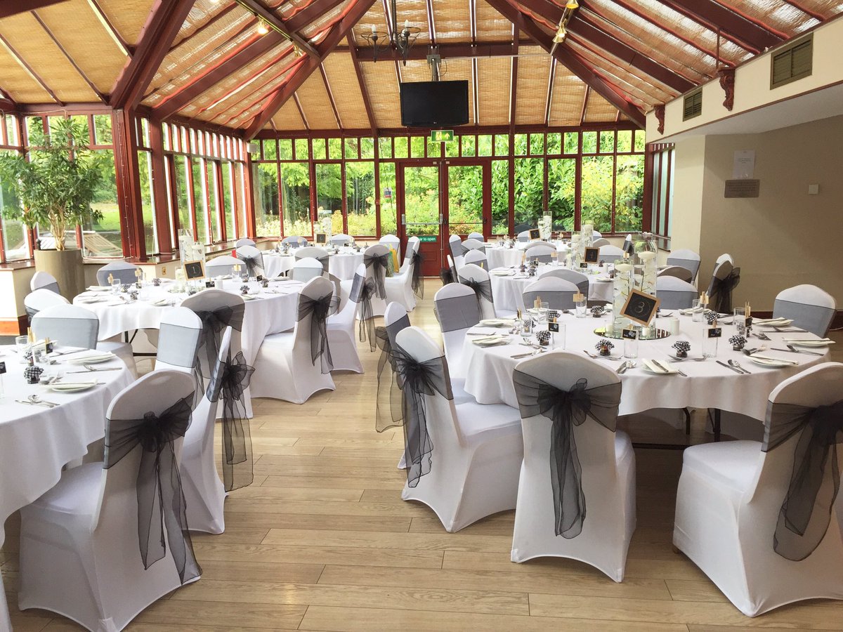 wuavd's tweet photo. @CHHFgym with a black and white colour scheme for last weeks #wedding #leeds #bridetobe https://t.co/AETp5mqnW6