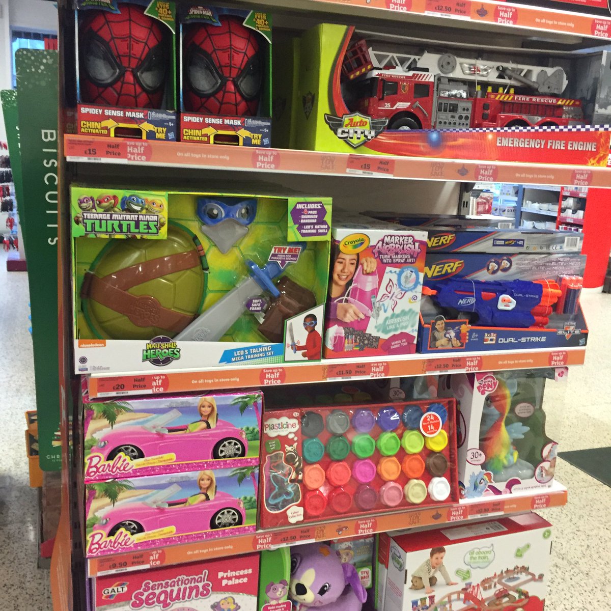Christmas has come early <a href="/sainsburys/">Sainsbury's</a> Gosforth#N04JS #santa#bargain#toys#1/2price