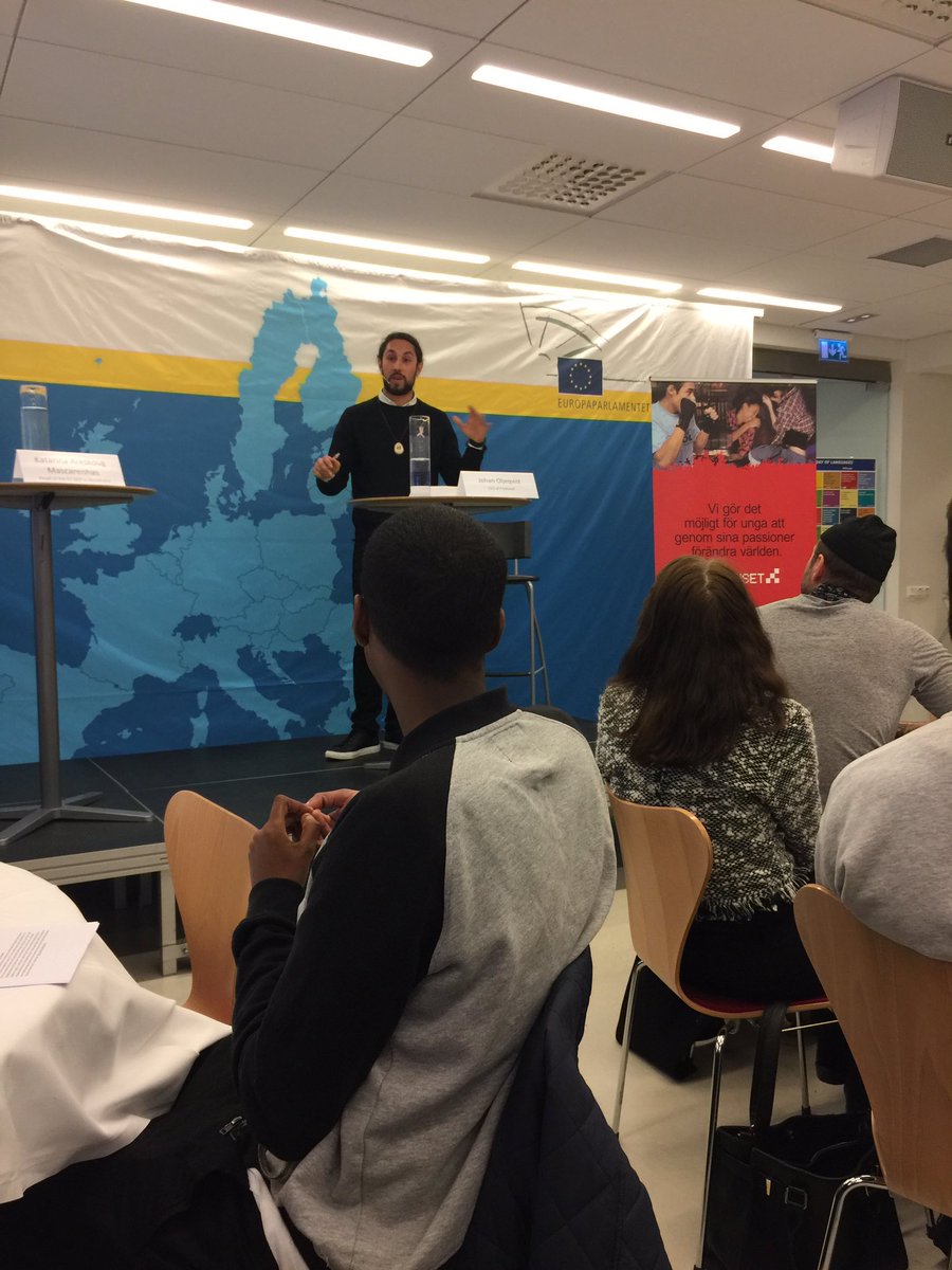 <a href="/LeoRazzak/">Leo V Razzak</a> a living example of engaging youth in the right project by @Fryshuset saying passion is all #europahuset