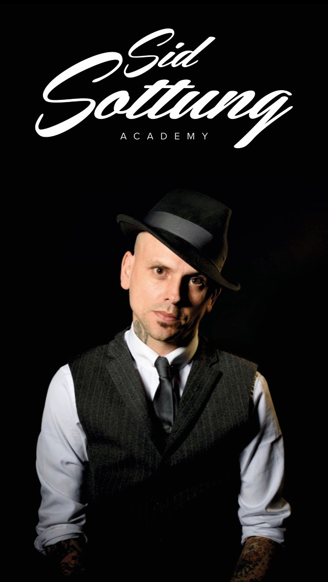 Master Barber Live tweet media