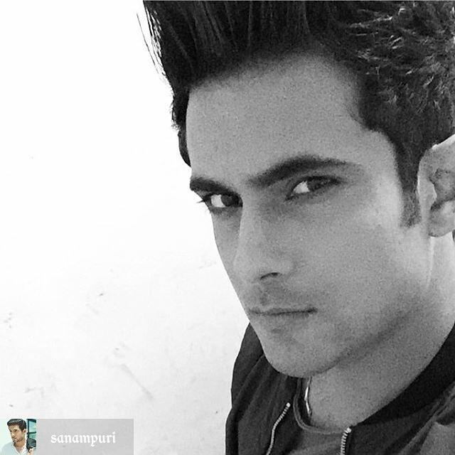 archana8951's tweet photo. Eye can see..!!!!!! @sanampuri... ❤❤❤❤ I also can see.. Your beautiful eyes 👀👀👀 I love you. #sanamsmile 😊😊 https://t.co/0CIo6s7Frt