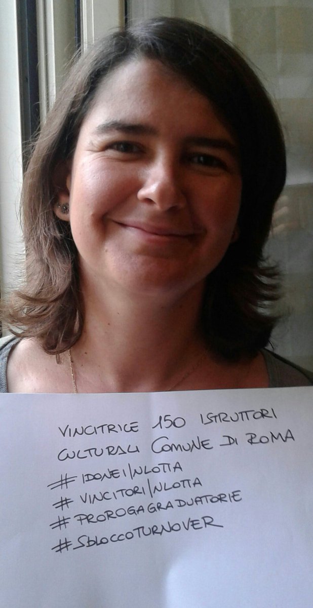 Vale221076's tweet photo. Io ci metto la faccia: #idoneiInlotta #prorogaGraduatorie #PHOTOBOMBING @mariannamadia @Vincitoridonei https://t.co/sZXwY6TOlO