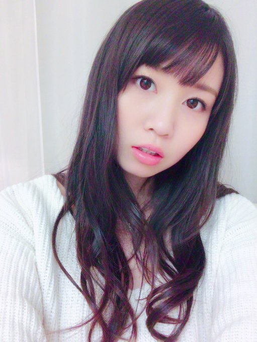 FLASHさんの袋とじの撮影 してもらってました(*⁰▿⁰*)💓  珍しく髪の毛巻いてるぅ〜 https://t.co/8B8RF4Erwp<a href="/tag/gproject"class="tags"><span>#gproject</span></a><a href="/tag/100%E5%86%86%E3%82%B3%E3%83%B3%E3%83%89%E3%83%BC%E3%83%A0"class="tags"><span>#100円コンドーム</span></a>