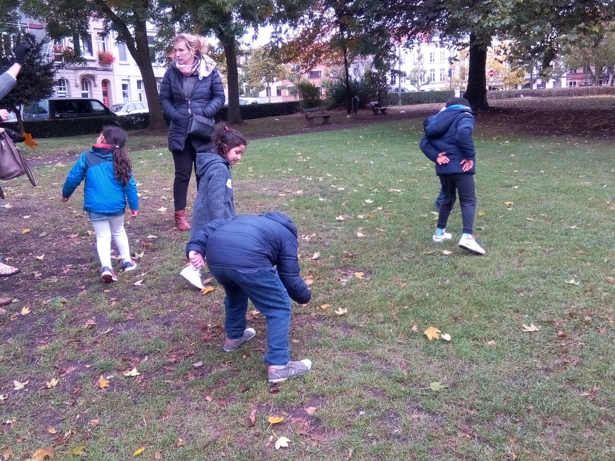 Ellen_verh's tweet photo. @PenOArteveldehs  vinden we kastanjes of iets anders? https://t.co/98fqIG4Tid
