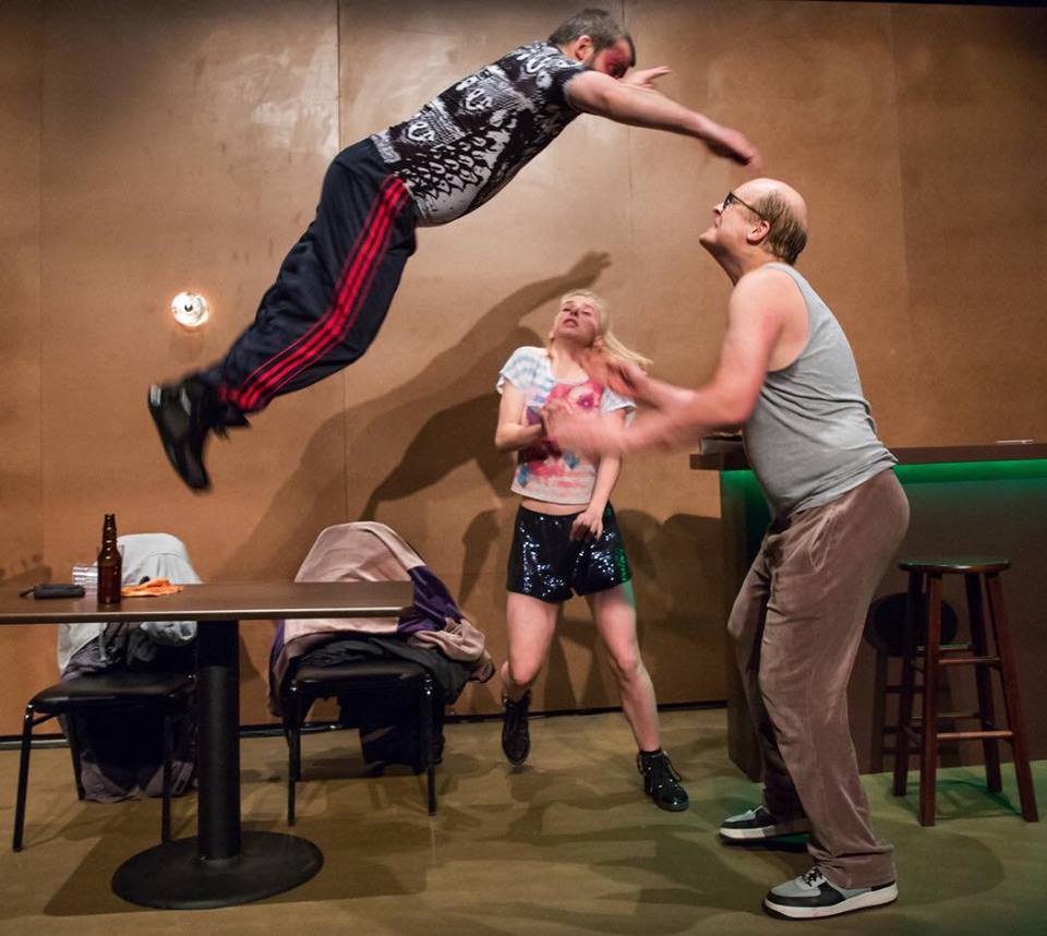 parisparisfr's tweet photo. #DernierJour.#TheEvening,de Richard Maxwell,le metteur en scène prodige du théâtre new-yorkais,@lesamandiers #FAP16. https://t.co/N89gPtOEcy https://t.co/K4A4fN4vfS