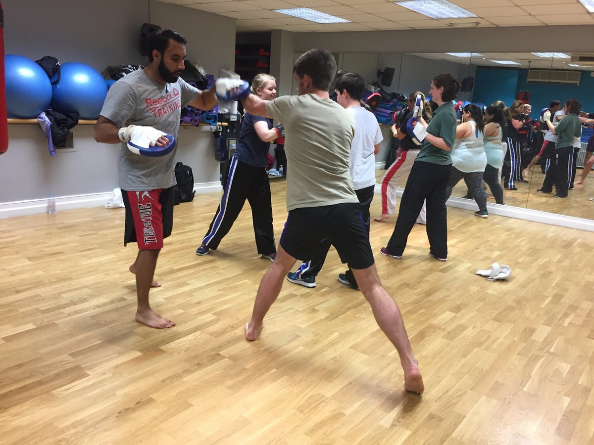 CombatCompanyUK's tweet photo. #adults #fitness #MartialArts #kickboxing #padwork #weightloss https://t.co/cn7NjQ7jxy