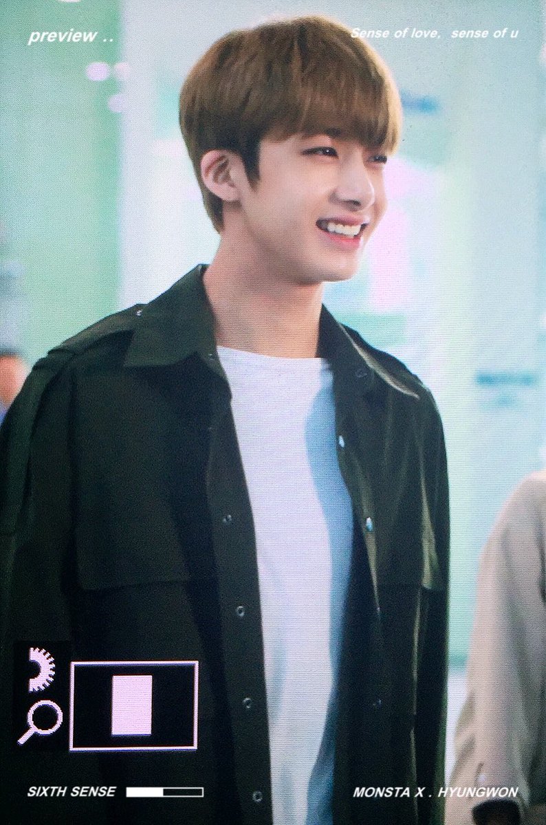 sixth19940115's tweet photo. 161019 김창렬의올드스쿨 퇴근 #몬스타엑스 #형원 #MONSTA_X #HYUNGWON #파이터 #FIGHTER #TheCLAN #더클랜 #GUILTY #길티 https://t.co/F7aYUUFIBV
