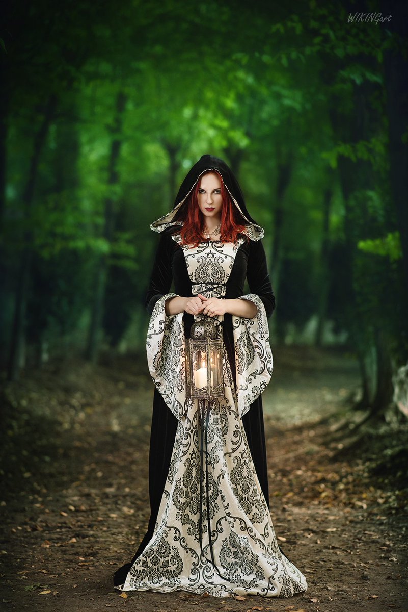 devilnight_uk's tweet photo. Model: Revena​
Dress: Devilnight​
Photographer: WikingArt - Fotografia​
Dress link: https://t.co/80PgIQ2Hu8 https://t.co/2y0kVtjKVw