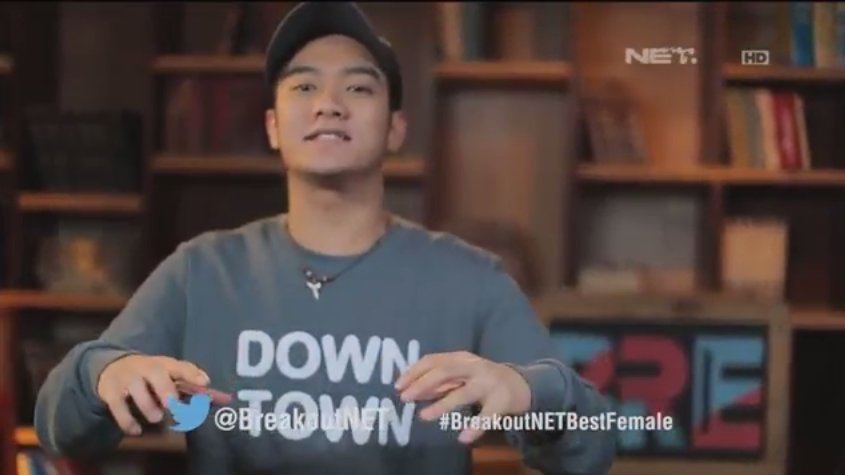 BreakoutNET's tweet photo. Now it's your turn @boywilliam!! buat kasi info #BreakoutNETBestFemale https://t.co/atRZVydlNO