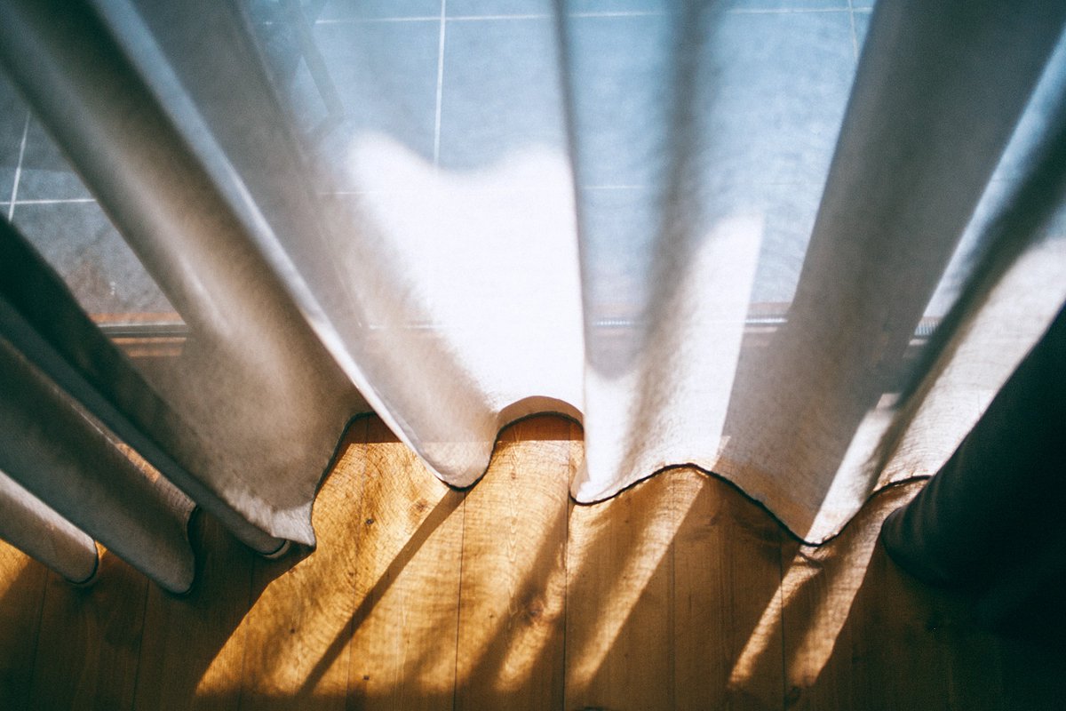 WhatBoxCompany's tweet image. #randomthoughtoftheday: Curtains are like eyelids for your house.
