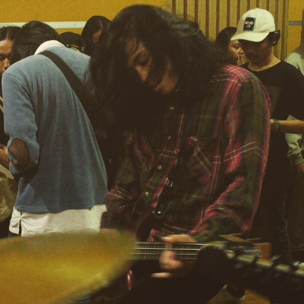 Our Moment at Losing Fight party #WhenWorldLeftMeAlone