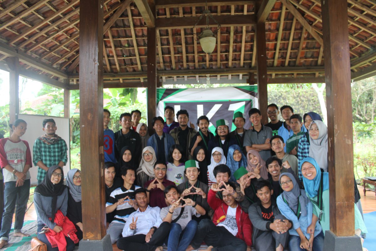[Post] Alhamdulillah sukses Latihan Kader 1 HMI Filsafat UGM pada 7 s/d 9 Oktober 2016

#Yakusa #MariBerHMI #HMIFilsafatUGM